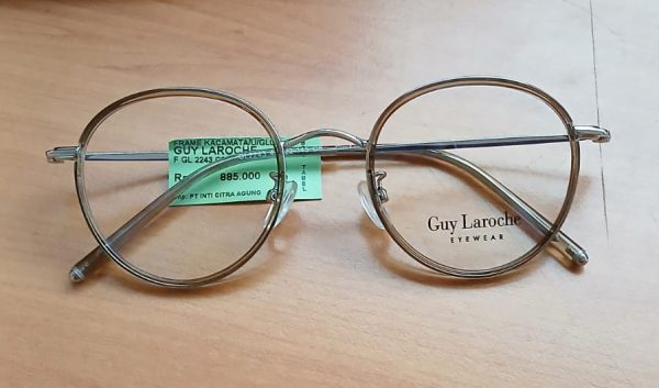 Guy Laroche Collection #12