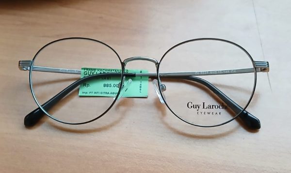 Guy Laroche Collection #10