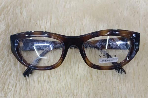 VOGUE Collection #55